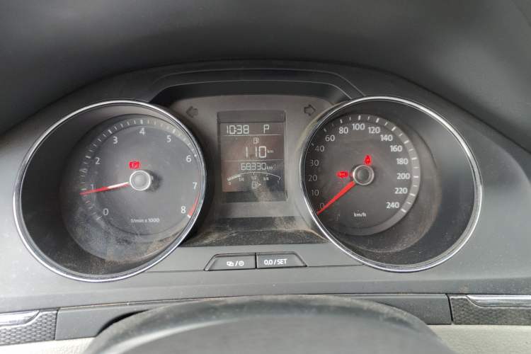 Used Volkswagen Bora 2015 Qihui Edition 1.6L Automatic Fashion Model Odometer Close Up