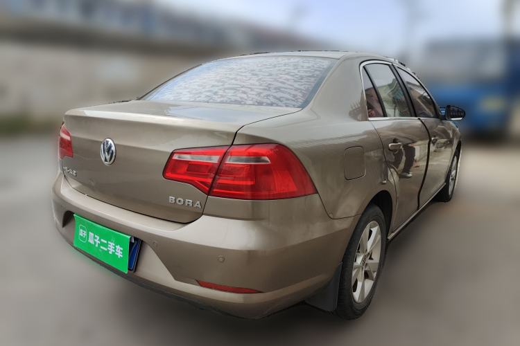 Used Volkswagen Bora 2015 Qihui Edition 1.6L Automatic Fashion Model Rear Right 45 Deg