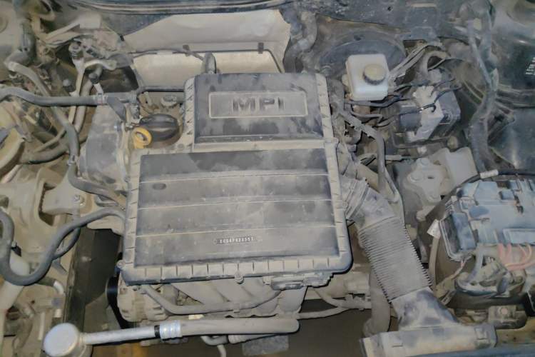 Used Volkswagen Bora 2016 1.6L Manual Comfort Model Engine Bay