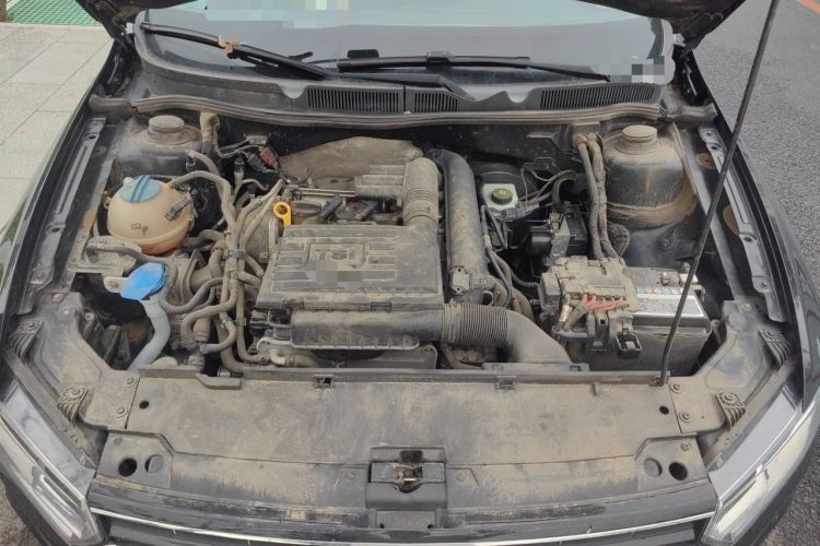 Used Volkswagen Bora 2016 230TSI Manual Comfort Version Engine Bay