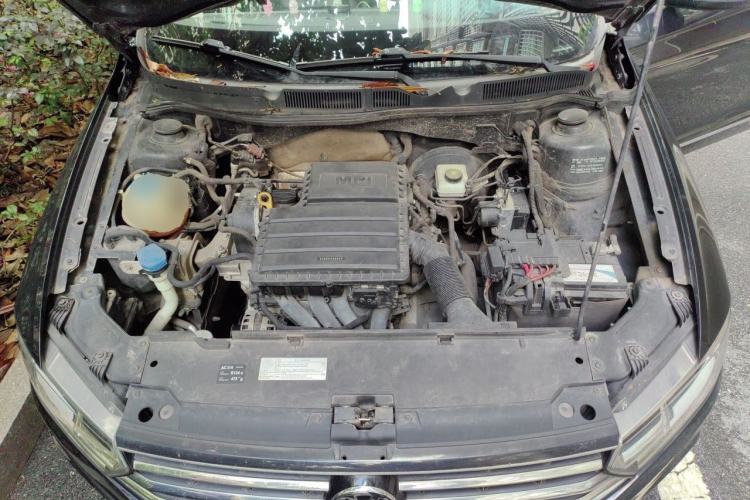 Used Volkswagen Bora 2016 1.6L Manual Comfort Model Engine Bay