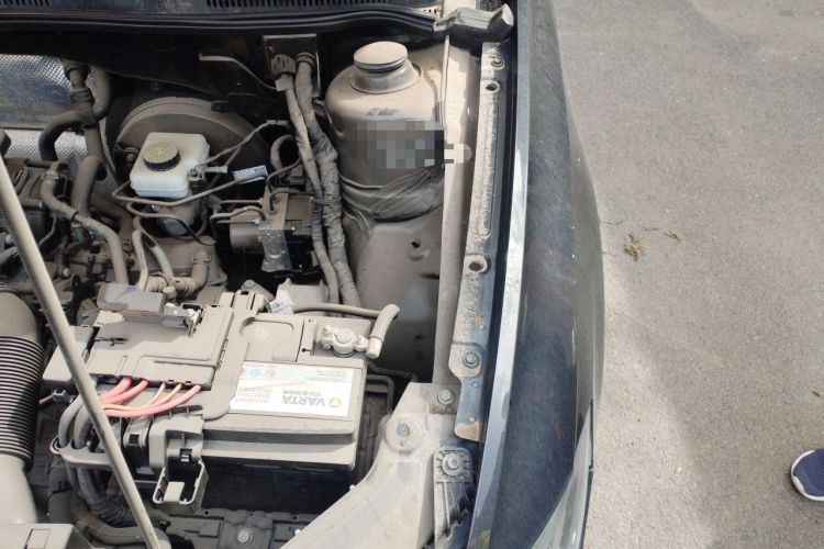 Used Volkswagen Bora 2016 1.6L Automatic Comfort Model Engine Bay Left