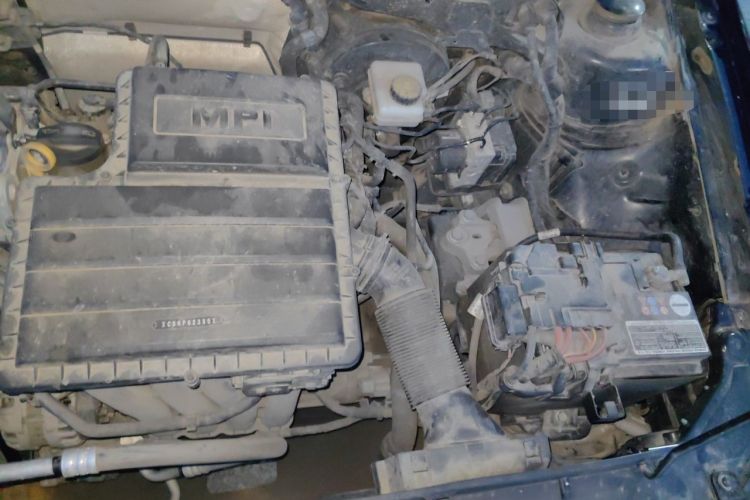 Used Volkswagen Bora 2016 1.6L Manual Comfort Model Engine Bay Left