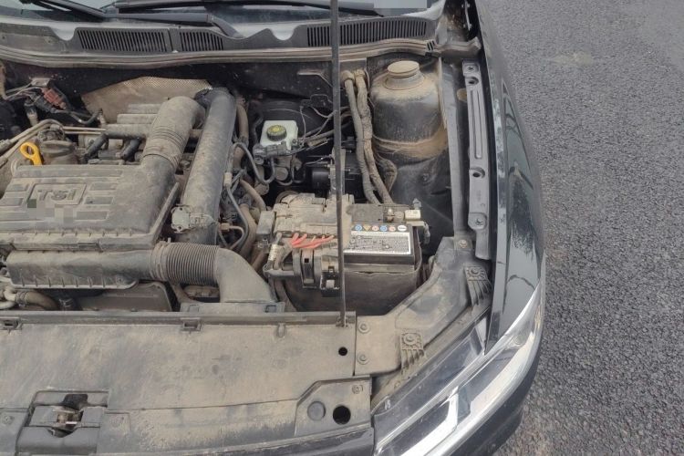Used Volkswagen Bora 2016 230TSI Manual Comfort Version Engine Bay Left