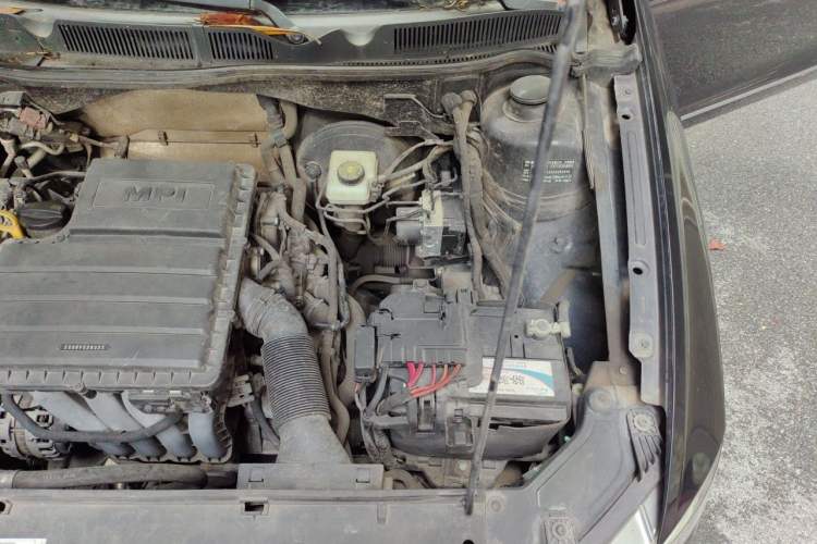 Used Volkswagen Bora 2016 1.6L Manual Comfort Model Engine Bay Left