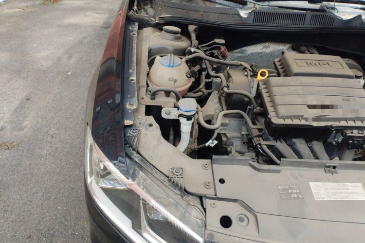 Used Volkswagen Bora 2016 1.6L Automatic Comfort Model Engine Bay Right