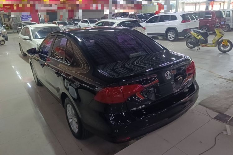 Used Volkswagen Bora 2016 1.6L Automatic Fashion Model Exterior 2