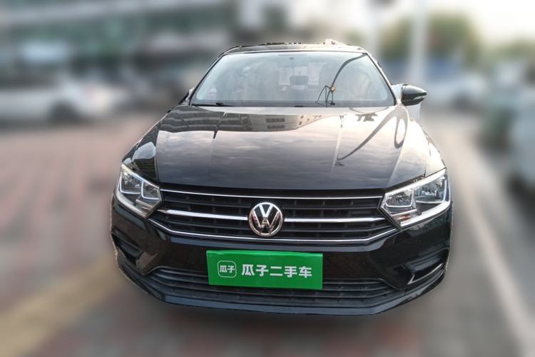 Used Volkswagen Bora 2016 1.6L Manual Fashion Edition Front