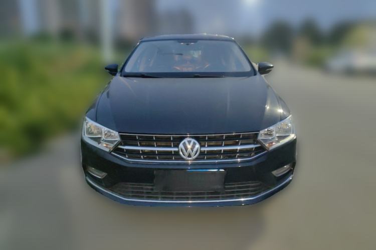 Used Volkswagen Bora 2016 1.6L Manual Comfort Model Front
