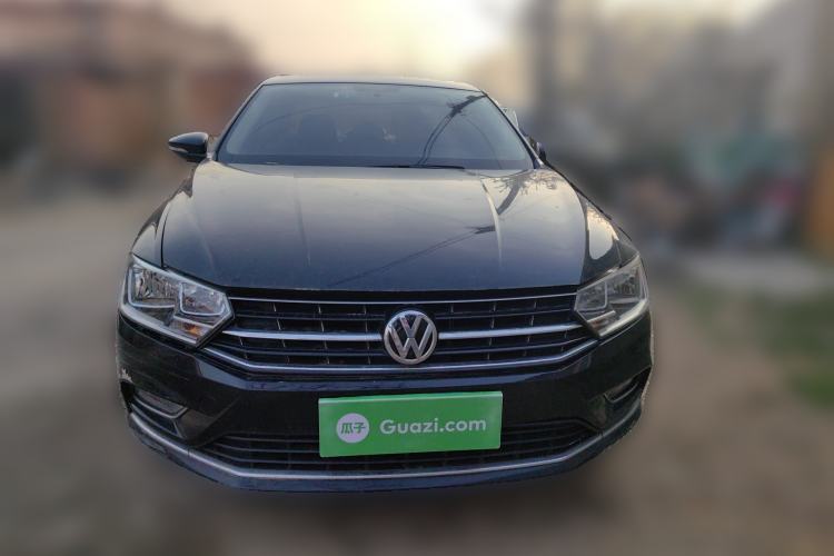 Used Volkswagen Bora 2016 1.6L Manual Comfort Model Front