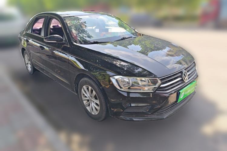 Used Volkswagen Bora 2016 1.6L Manual Fashion Edition Front Right 45 Deg