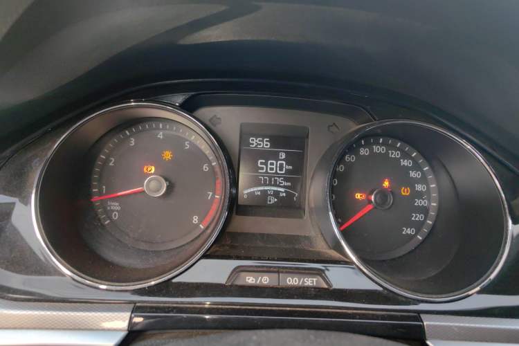 Used Volkswagen Bora 2016 1.6L Manual Comfort Model Instrument Cluster