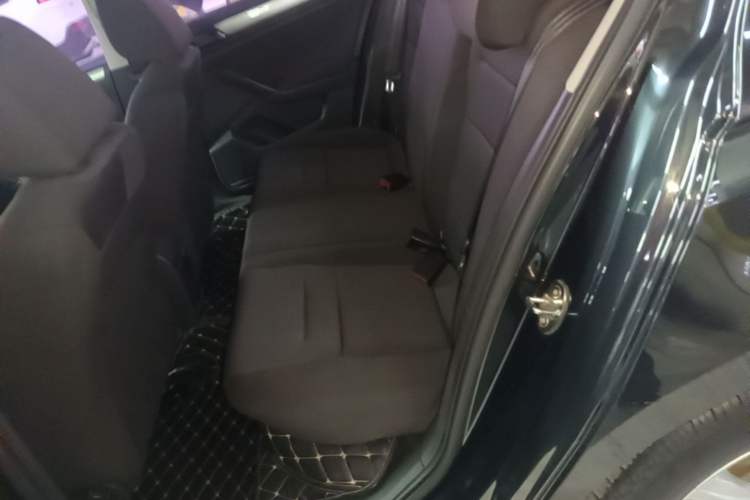 Used Volkswagen Bora 2016 1.6L Automatic Fashion Model Left Rear Seat