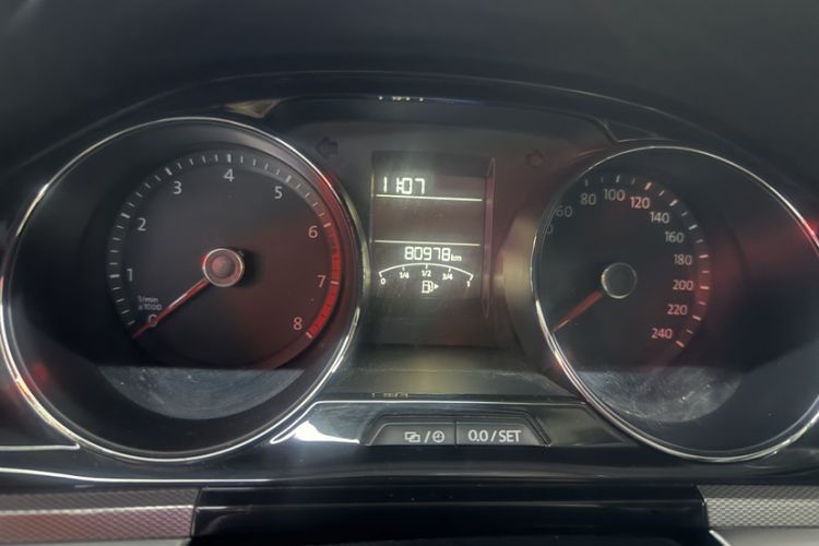 Used Volkswagen Bora 2016 1.6L Automatic Comfort Model Odometer Close Up