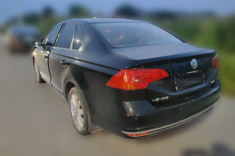 Used Volkswagen Bora 2016 1.6L Manual Comfort Model Rear Left 45 Deg