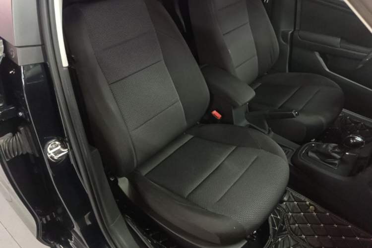 Used Volkswagen Bora 2016 1.6L Automatic Fashion Model Right Front Seat