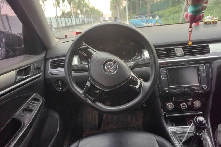 Used Volkswagen Bora 2016 230TSI Manual Comfort Version Steering Wheel