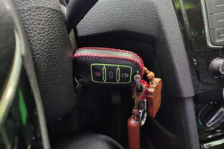 Used Volkswagen Bora 2016 1.6L Manual Comfort Model Vehicle Key