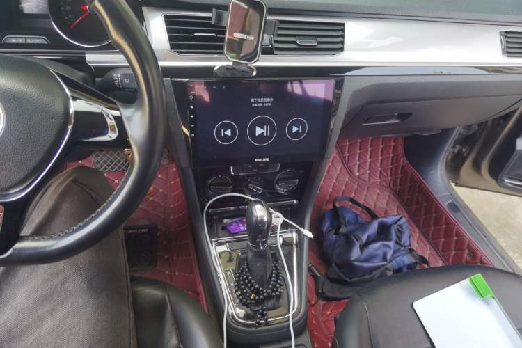 Used Volkswagen Bora 2016 1.6L Automatic Comfort Model Audio And AC Panel