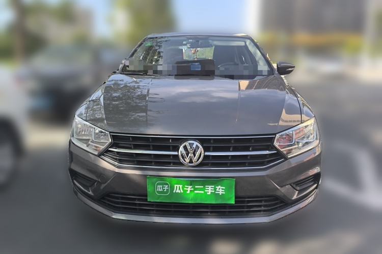 Used Volkswagen Bora 2016 1.6L Manual Fashion Edition Front