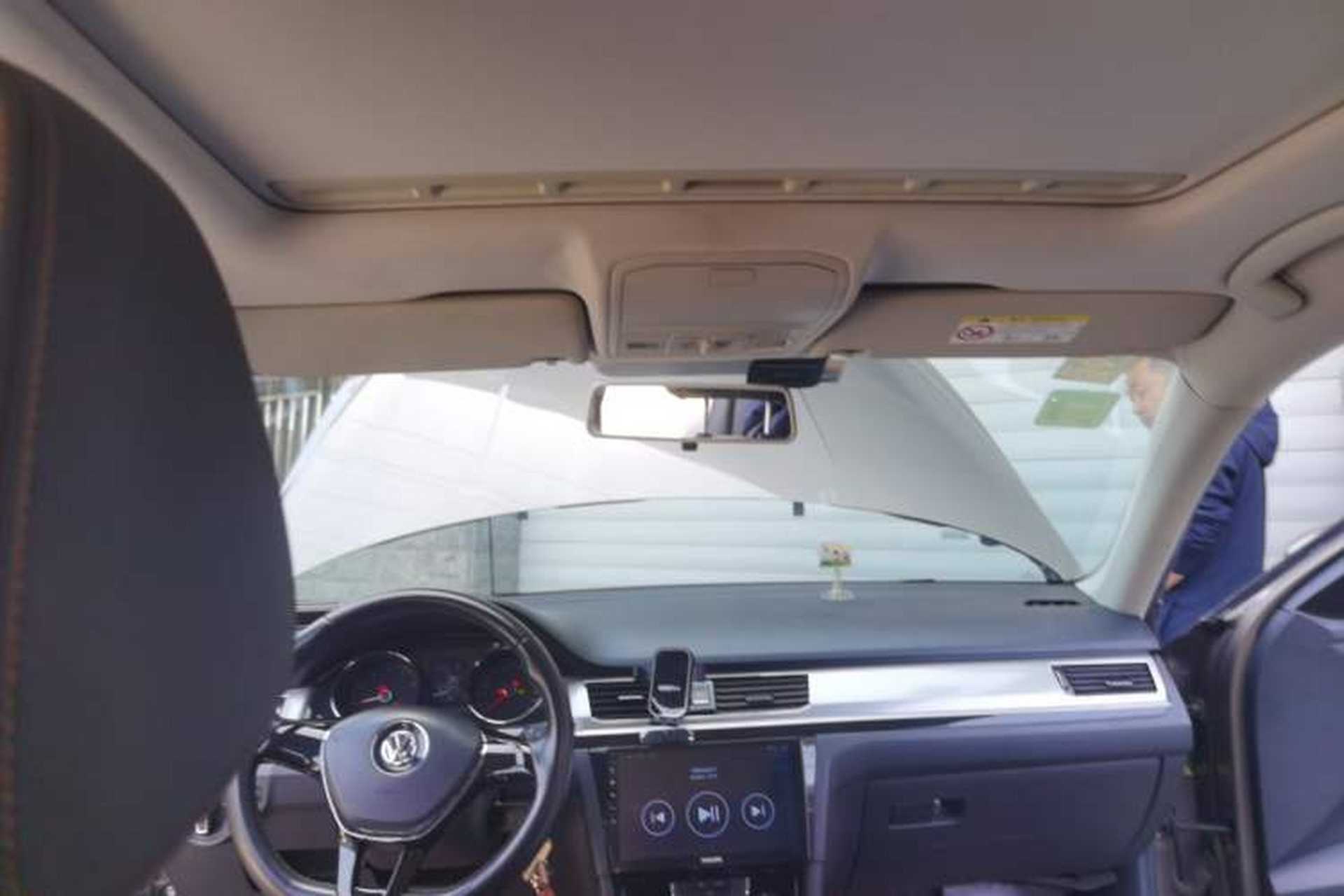 Used Volkswagen Bora 2016 1.6L Automatic Comfort Model Headliner