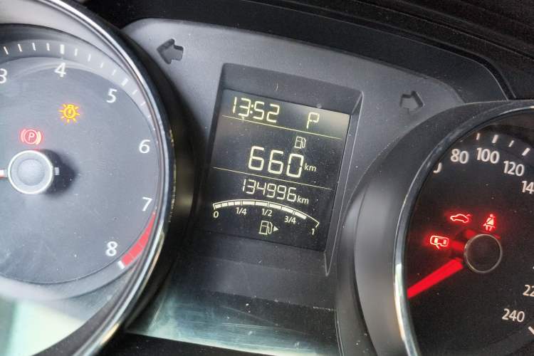 Used Volkswagen Bora 2016 1.6L Automatic Comfort Model Odometer Close Up