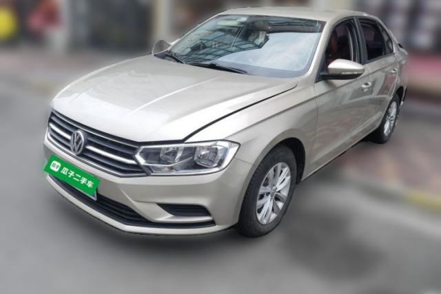 Volkswagen Bora 2016 1.6L Manual Fashion Edition مستعملة