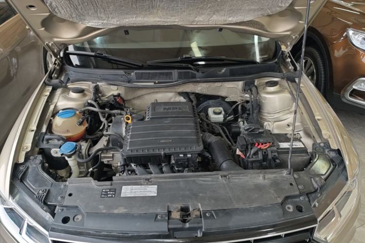 Used Volkswagen Bora 2016 1.6L Automatic Comfort Model Engine Bay