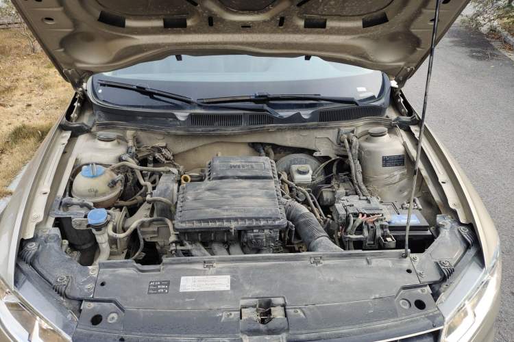 Used Volkswagen Bora 2016 1.6L Automatic Comfort Model Engine Bay