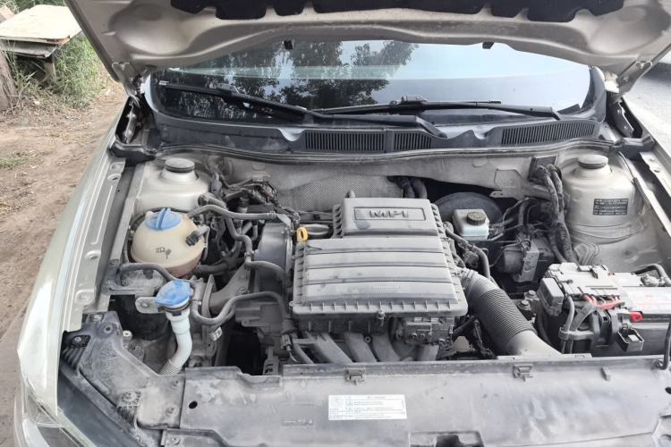 Used Volkswagen Bora 2016 1.6L Manual Fashion Edition Engine Bay Right