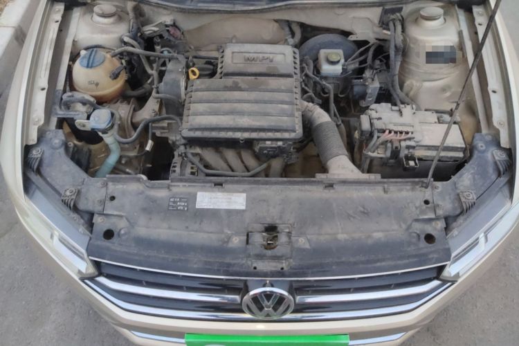 Used Volkswagen Bora 2016 1.6L Manual Comfort Model Engine Bay