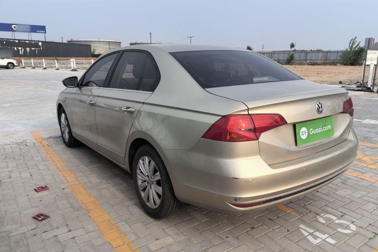 Used Volkswagen Bora 2016 1.6L Manual Comfort Model Exterior 3