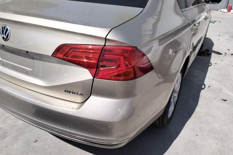Used Volkswagen Bora 2016 1.6L Manual Comfort Model Exterior 3