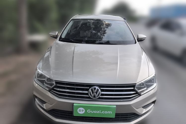 Used Volkswagen Bora 2016 1.6L Manual Fashion Edition Front