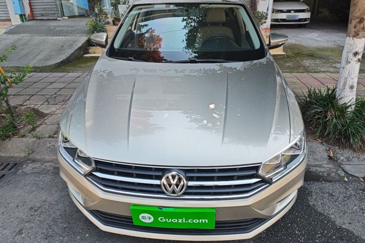 Used Volkswagen Bora 2016 1.6L Automatic Fashion Model Front