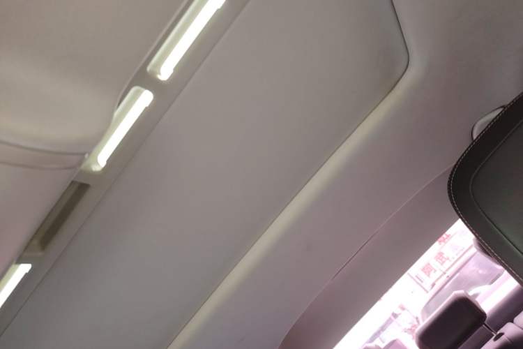 Used Volkswagen Bora 2016 1.6L Automatic Comfort Model Headliner
