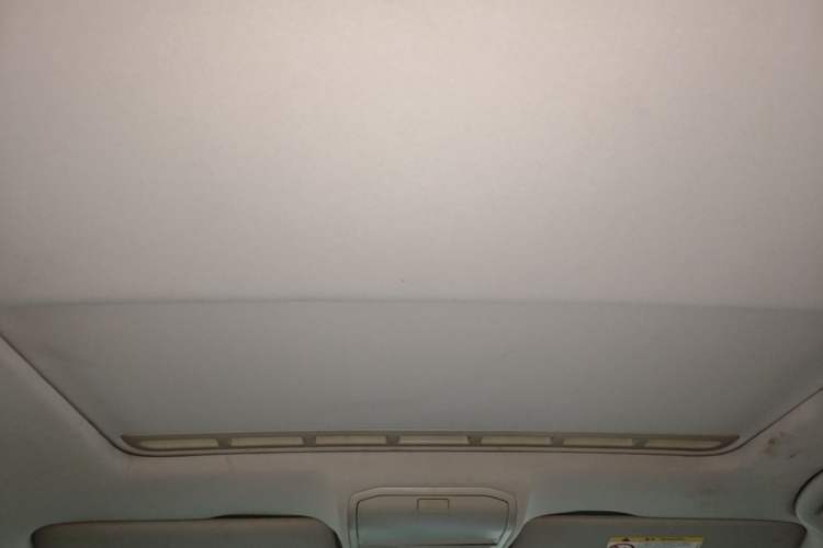 Used Volkswagen Bora 2016 1.6L Automatic Comfort Model Headliner