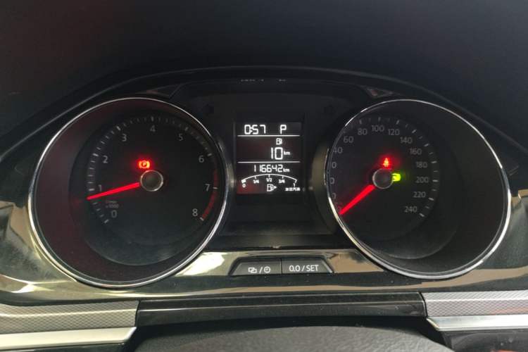 Used Volkswagen Bora 2016 1.6L Automatic Comfort Model Instrument Cluster