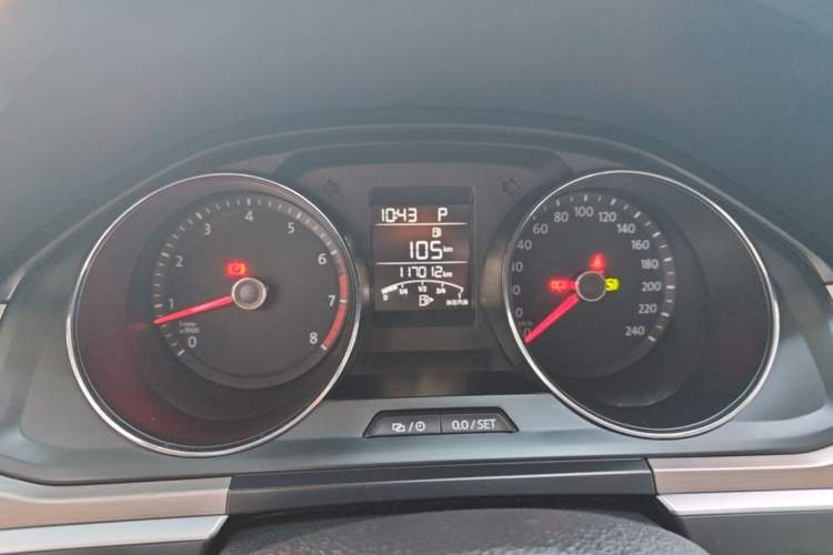 Used Volkswagen Bora 2016 1.6L Automatic Fashion Model Instrument Cluster