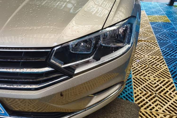 Used Volkswagen Bora 2016 1.6L Automatic Comfort Model Left Front Headlight