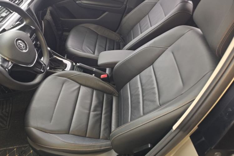 Used Volkswagen Bora 2016 1.6L Automatic Comfort Model Left Front Seat