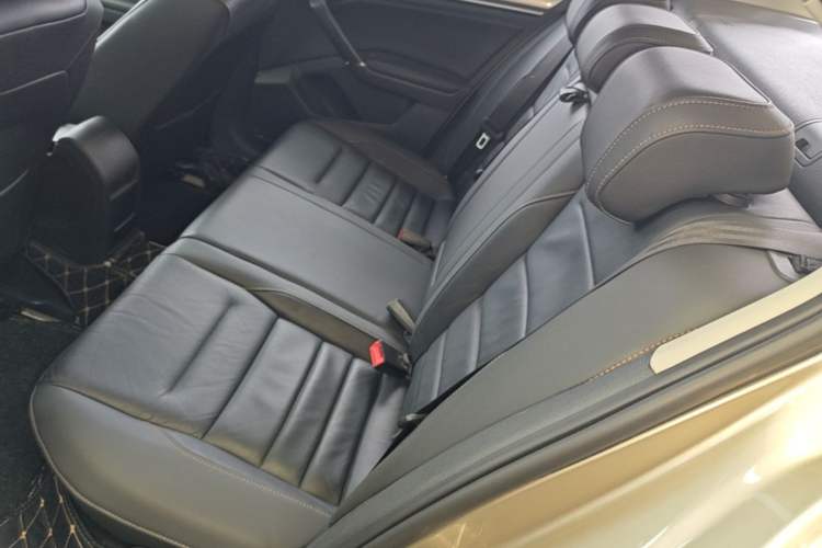 Used Volkswagen Bora 2016 1.6L Automatic Comfort Model Left Rear Seat