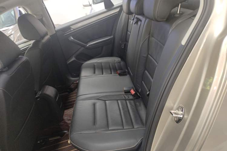 Used Volkswagen Bora 2016 1.6L Automatic Comfort Model Left Rear Seat