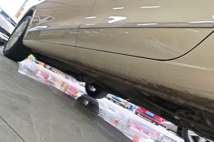 Used Volkswagen Bora 2016 1.6L Automatic Comfort Model Left Side Sill