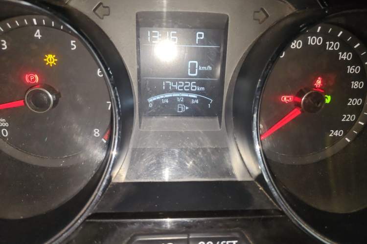 Used Volkswagen Bora 2016 1.6L Automatic Comfort Model Odometer Close Up