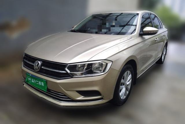 Volkswagen Bora 2016 1.6L Manual Fashion Edition usado