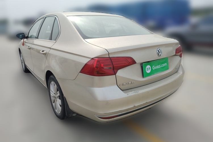 Used Volkswagen Bora 2016 1.6L Manual Comfort Model Rear Left 45 Deg