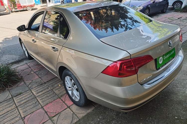 Used Volkswagen Bora 2016 1.6L Automatic Fashion Model Rear Left 45 Deg
