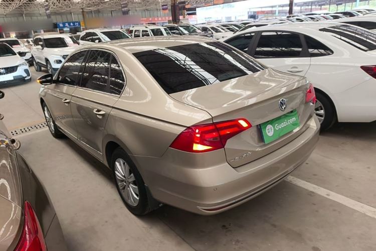 Used Volkswagen Bora 2016 1.6L Automatic Comfort Model Rear Left 45 Deg