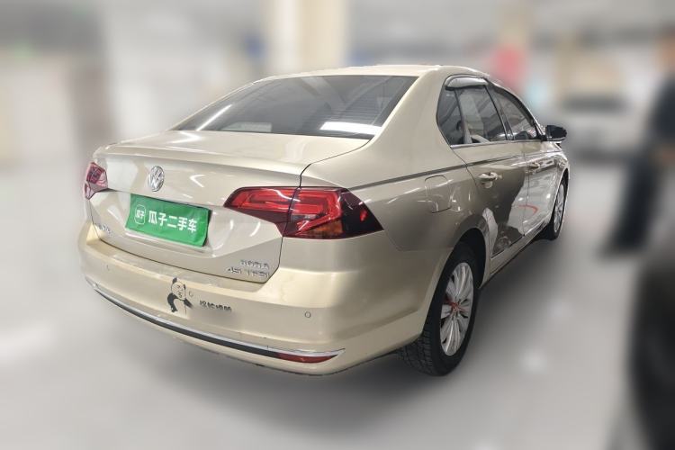 Used Volkswagen Bora 2016 1.6L Automatic Comfort Model Rear Right 45 Deg